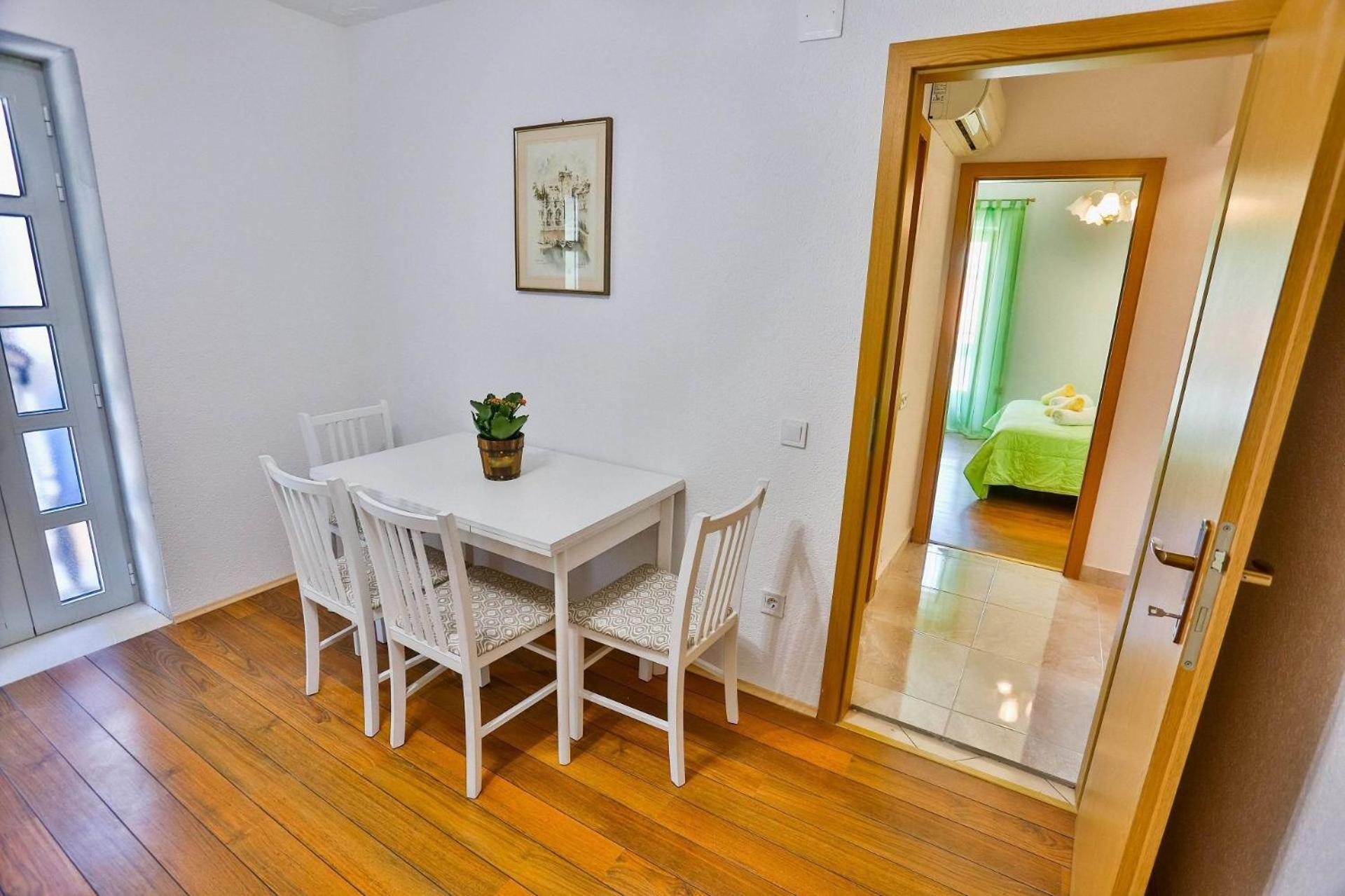 Apartment Mato Sutivan Luaran gambar