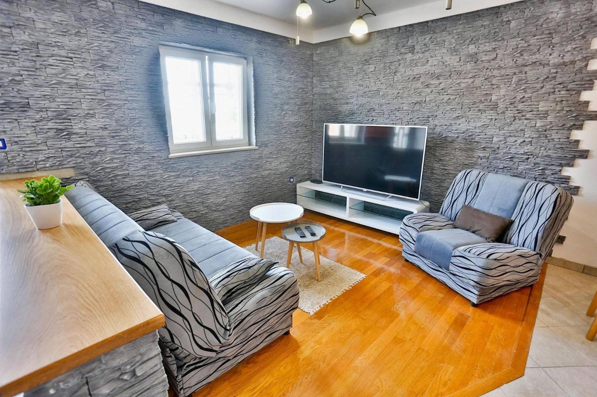 Apartment Mato Sutivan Luaran gambar